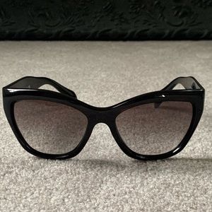 PRADA Sunglasses 💯 NEW